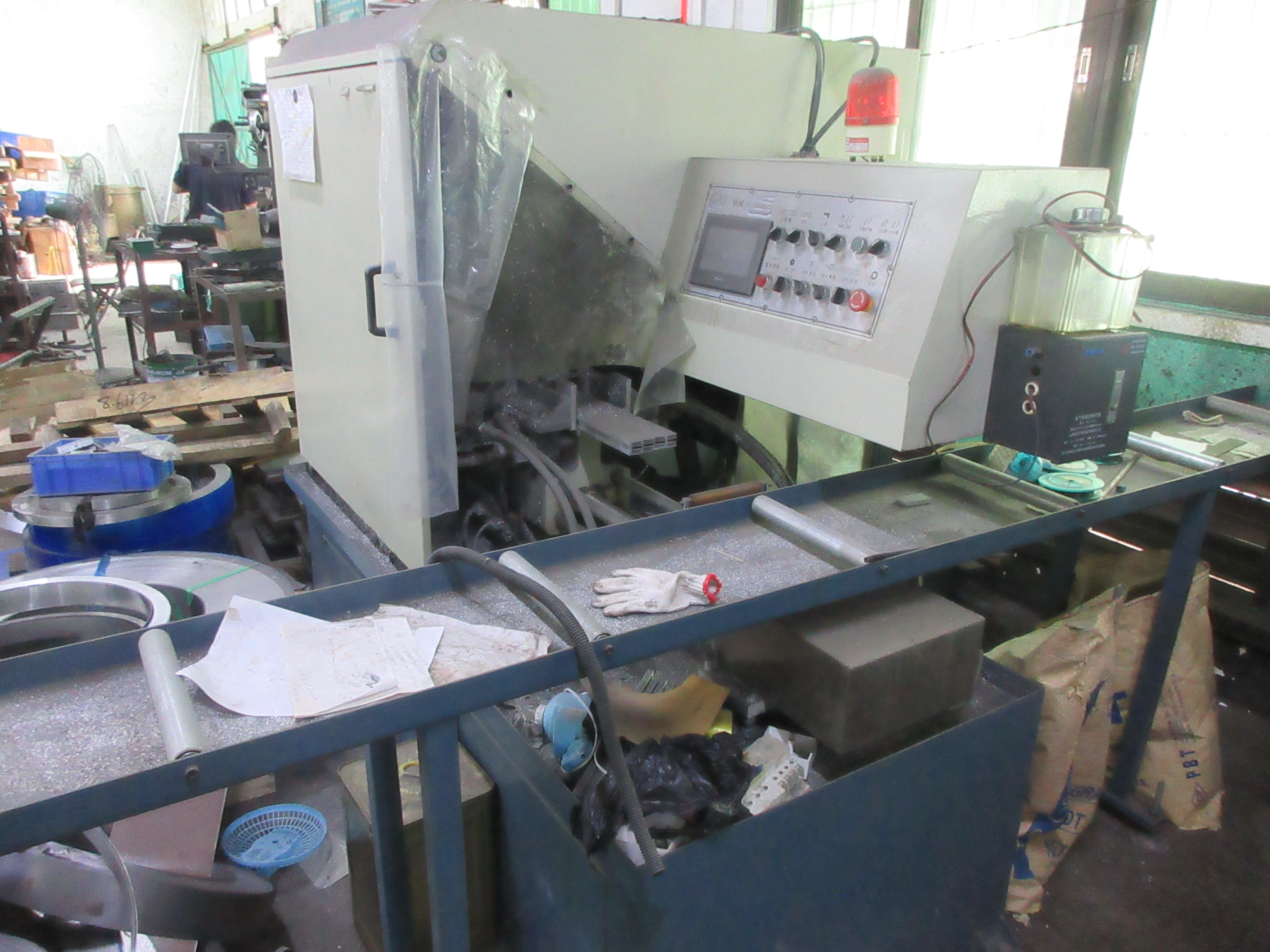 五金沖壓件加工：融合科技與創(chuàng)新，塑造未來(lái)工業(yè)新篇章